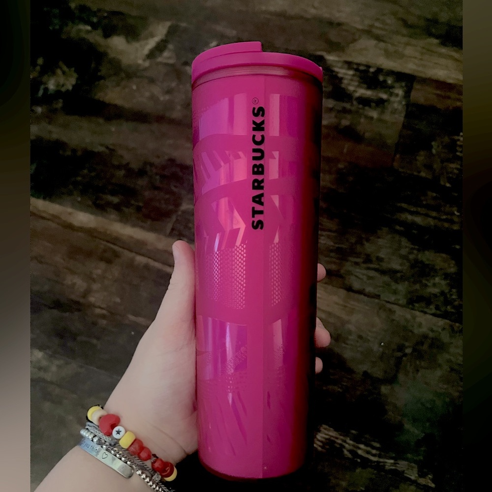 Starbucks Hot Pink 16oz sippy cup